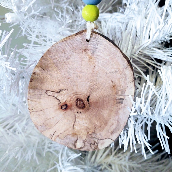 HAND CRAFTED SPRING/EASTER JELLY BEANS BEADED WOOD ORNAMENT/TIERED TRAY DECOR - Picture 4 of 4